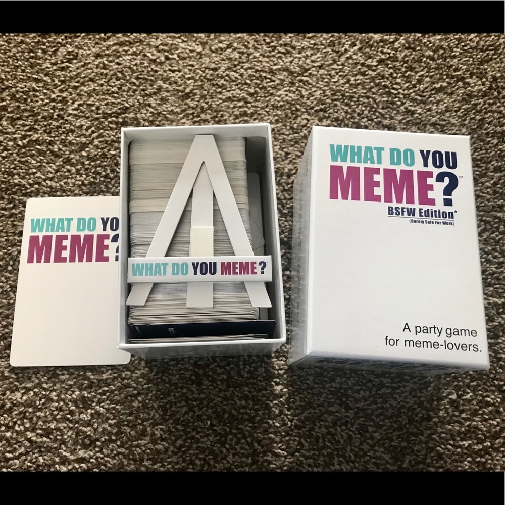 ❤️ What Do You Meme? Card Game - Picture 4 of 5